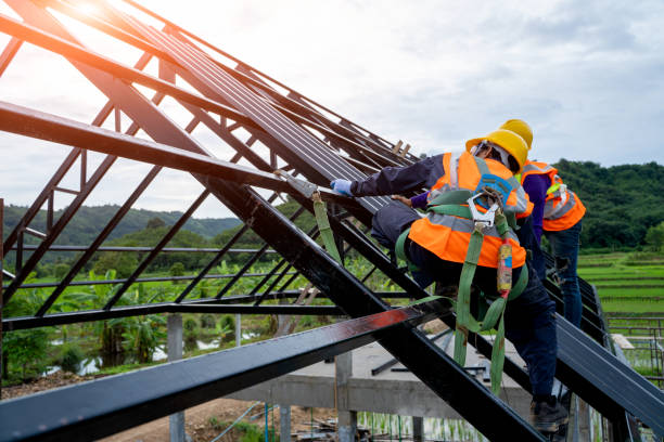 Best Best Roofing Contractors  in St Charles, MI